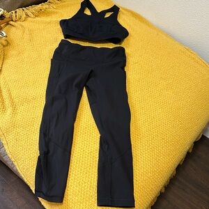 Lululemon set size 4 like new